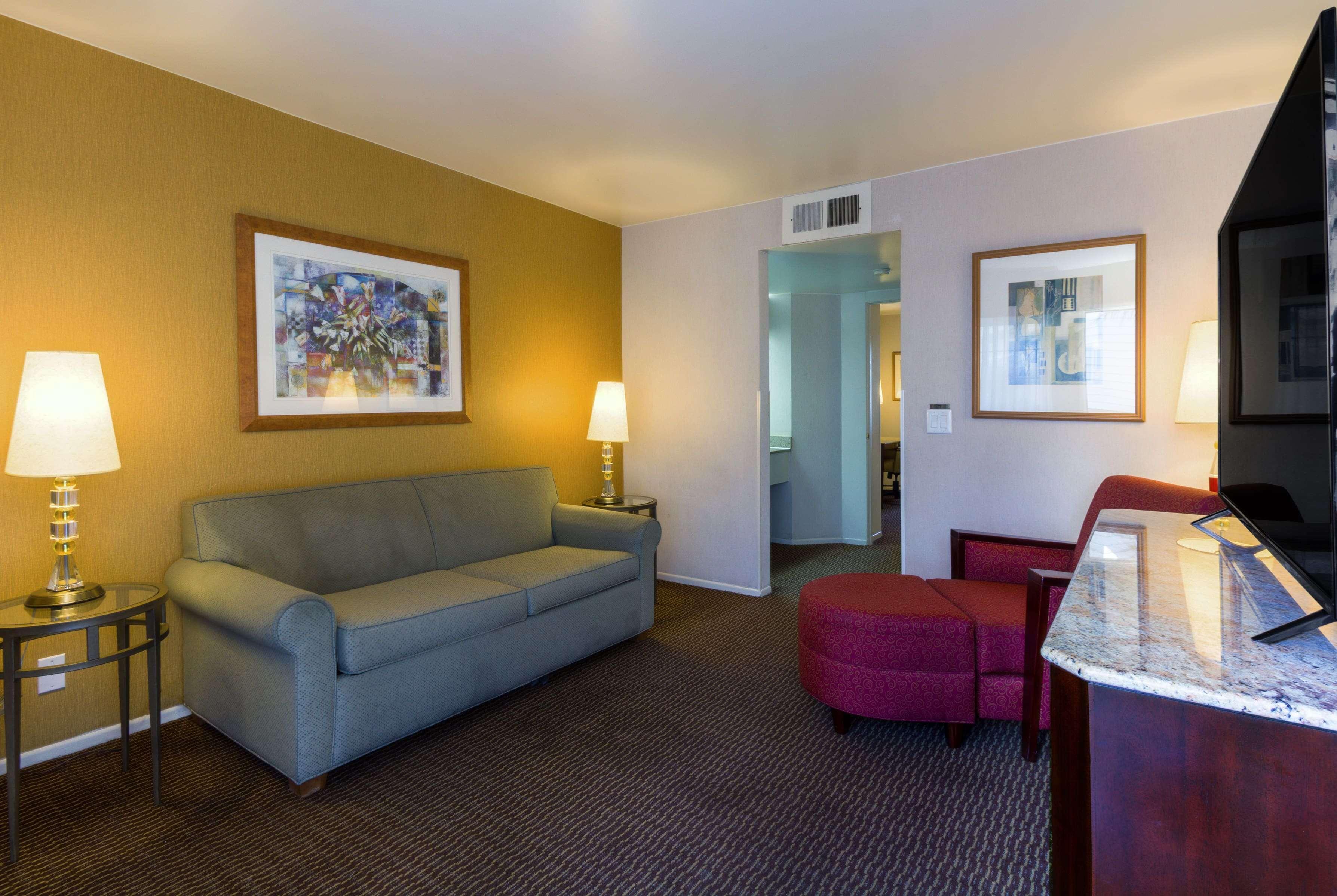Ramada By Wyndham Costa Mesa/Newport Beach Luaran gambar
