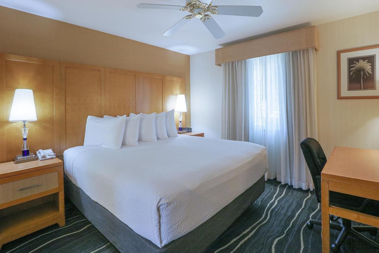 Ramada By Wyndham Costa Mesa/Newport Beach Luaran gambar