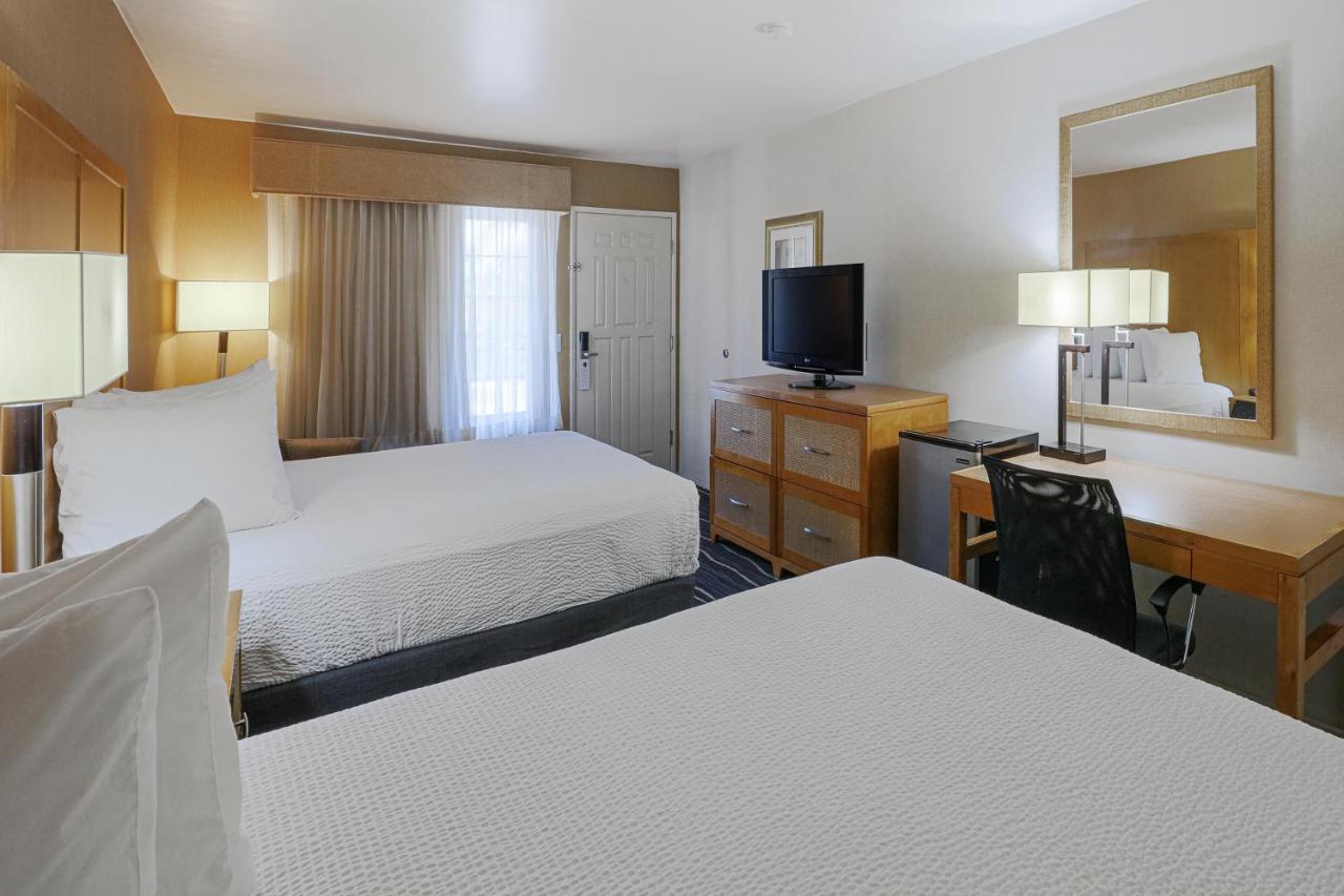 Ramada By Wyndham Costa Mesa/Newport Beach Luaran gambar