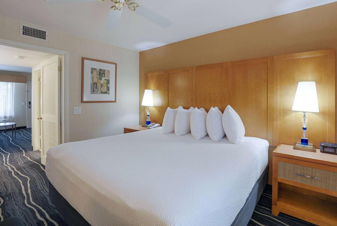 Ramada By Wyndham Costa Mesa/Newport Beach Luaran gambar