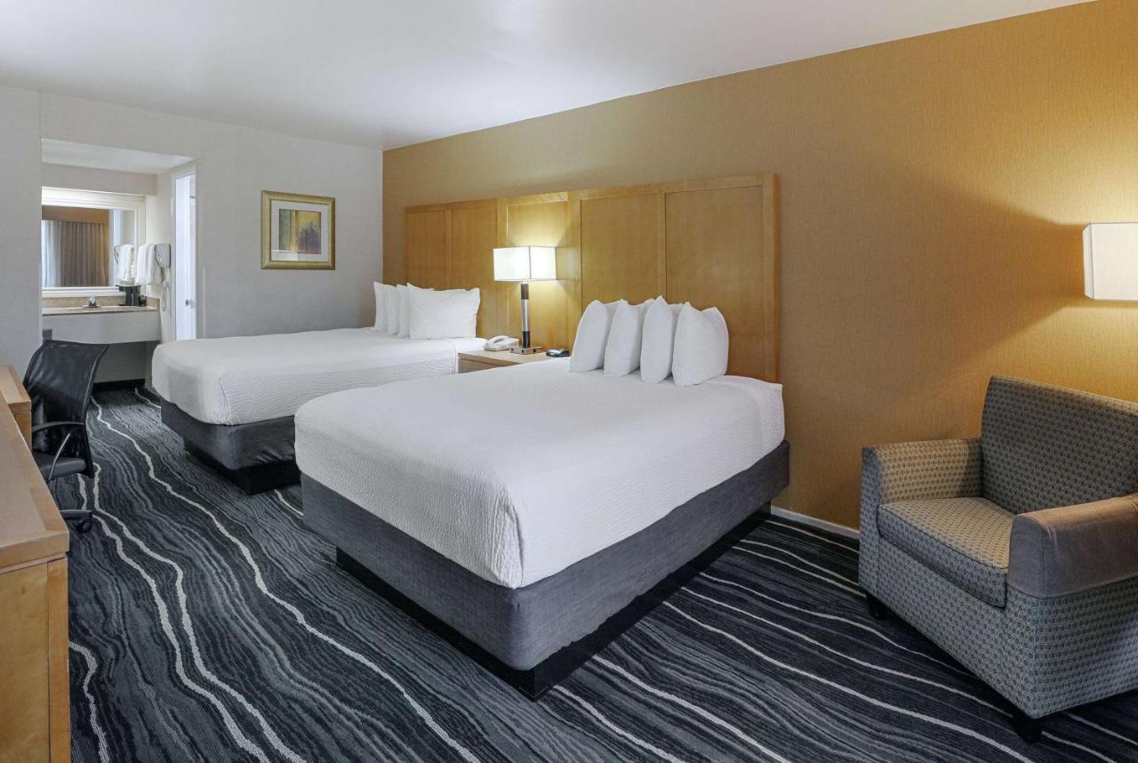 Ramada By Wyndham Costa Mesa/Newport Beach Luaran gambar