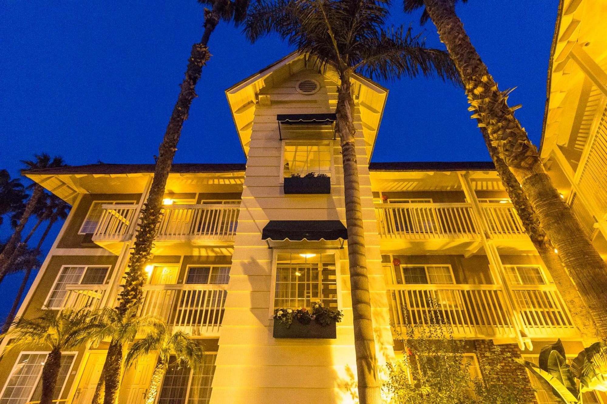 Ramada By Wyndham Costa Mesa/Newport Beach Luaran gambar